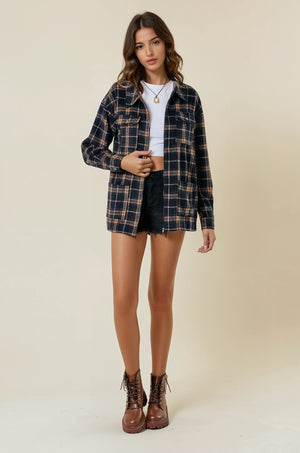By The Fire Shacket: Black/Tan