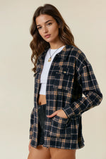 By The Fire Shacket: Black/Tan